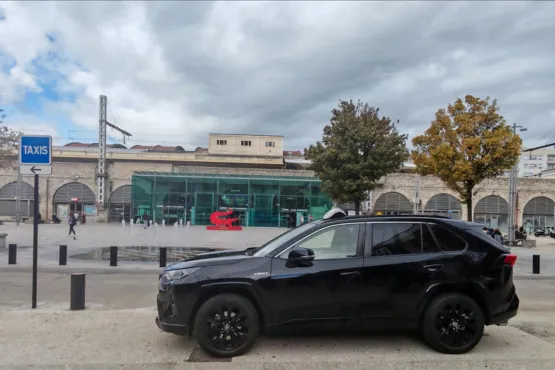 navette taxi voyageur gare de nimes